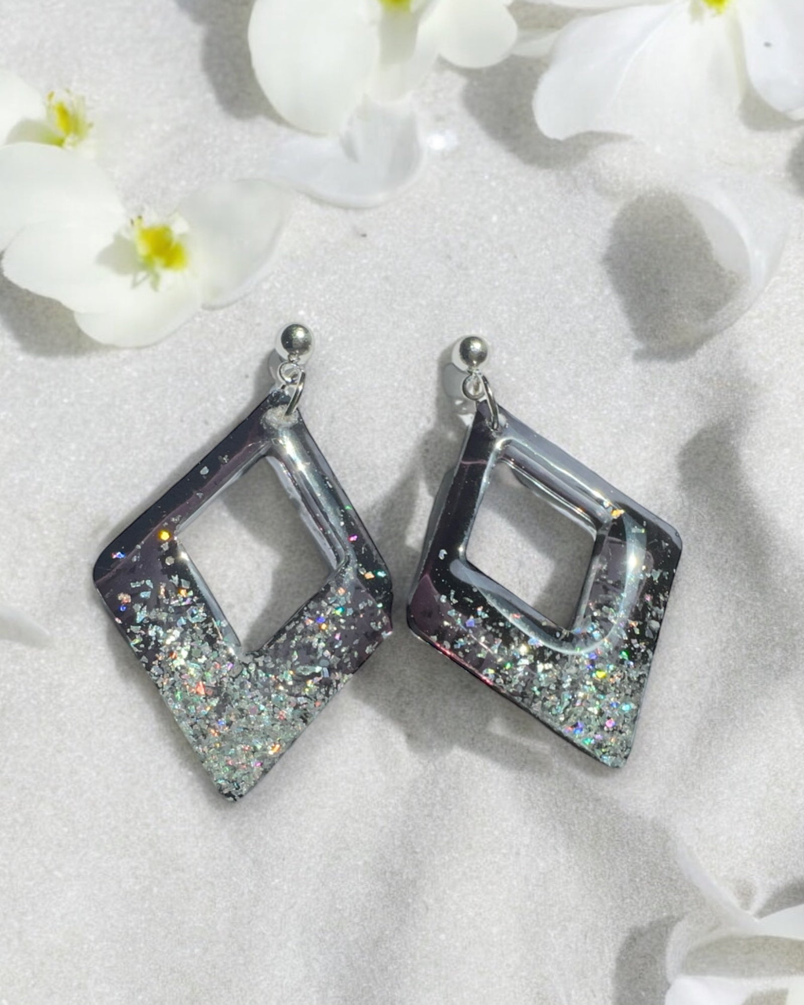 Frillmart Women's Dangle Earrings with Square Cutout - Silver with Iridescent Glitter, Lightweight Resin