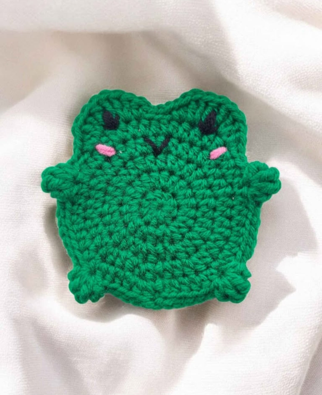 Green Frog Crochet Coaster – Handmade Crochet Drink Mat, Cute Home Decor & Table Protector